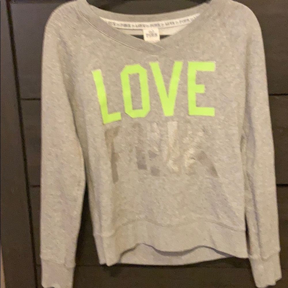 Love Pink sweatshirt